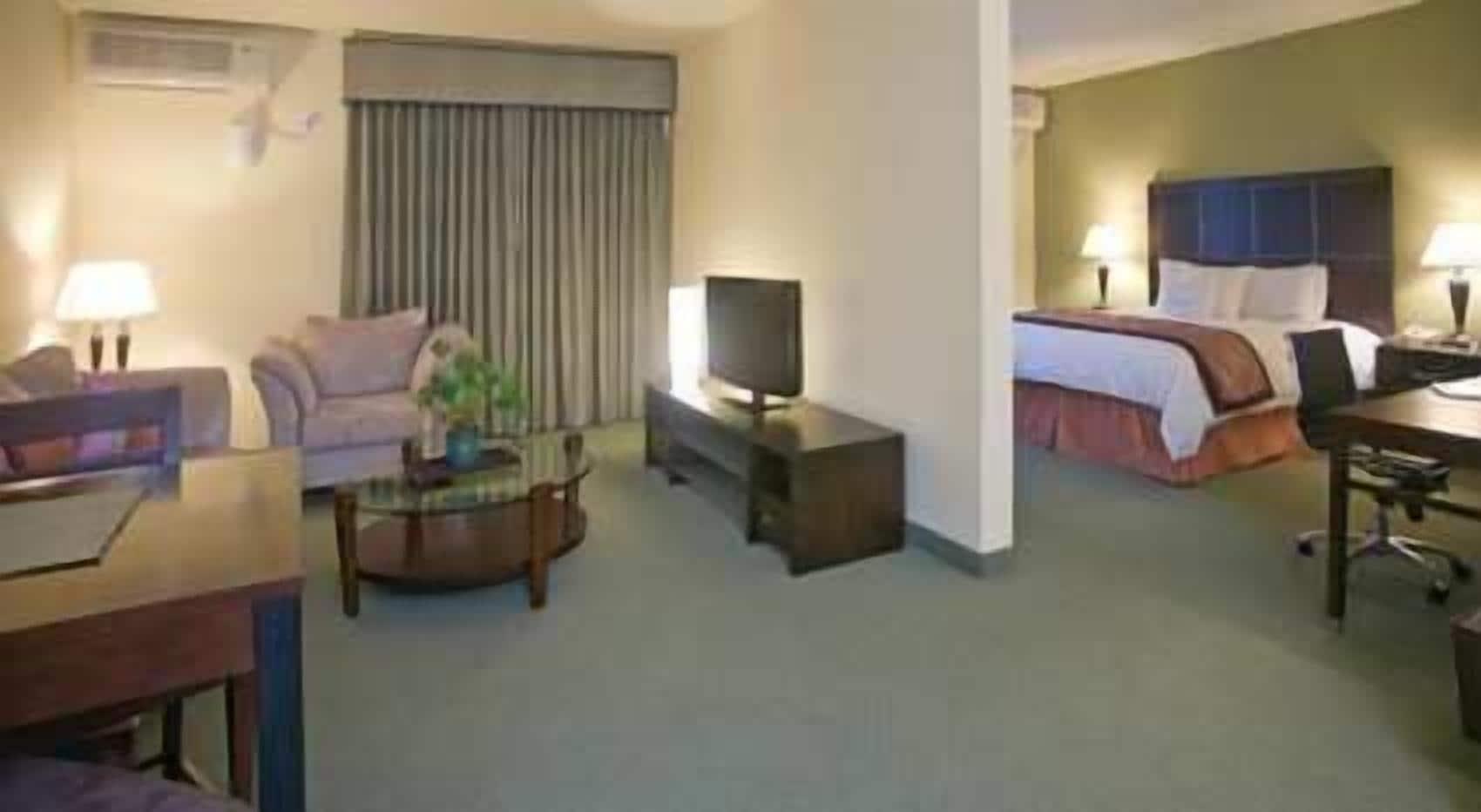 Doubletree By Hilton Napa Valley - American Canyon Eksteriør billede